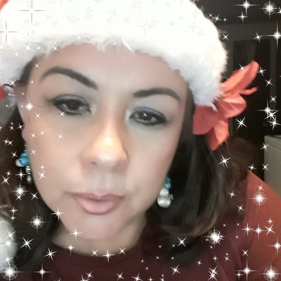 Meet your Posher, Edith - Picture 1 of 1